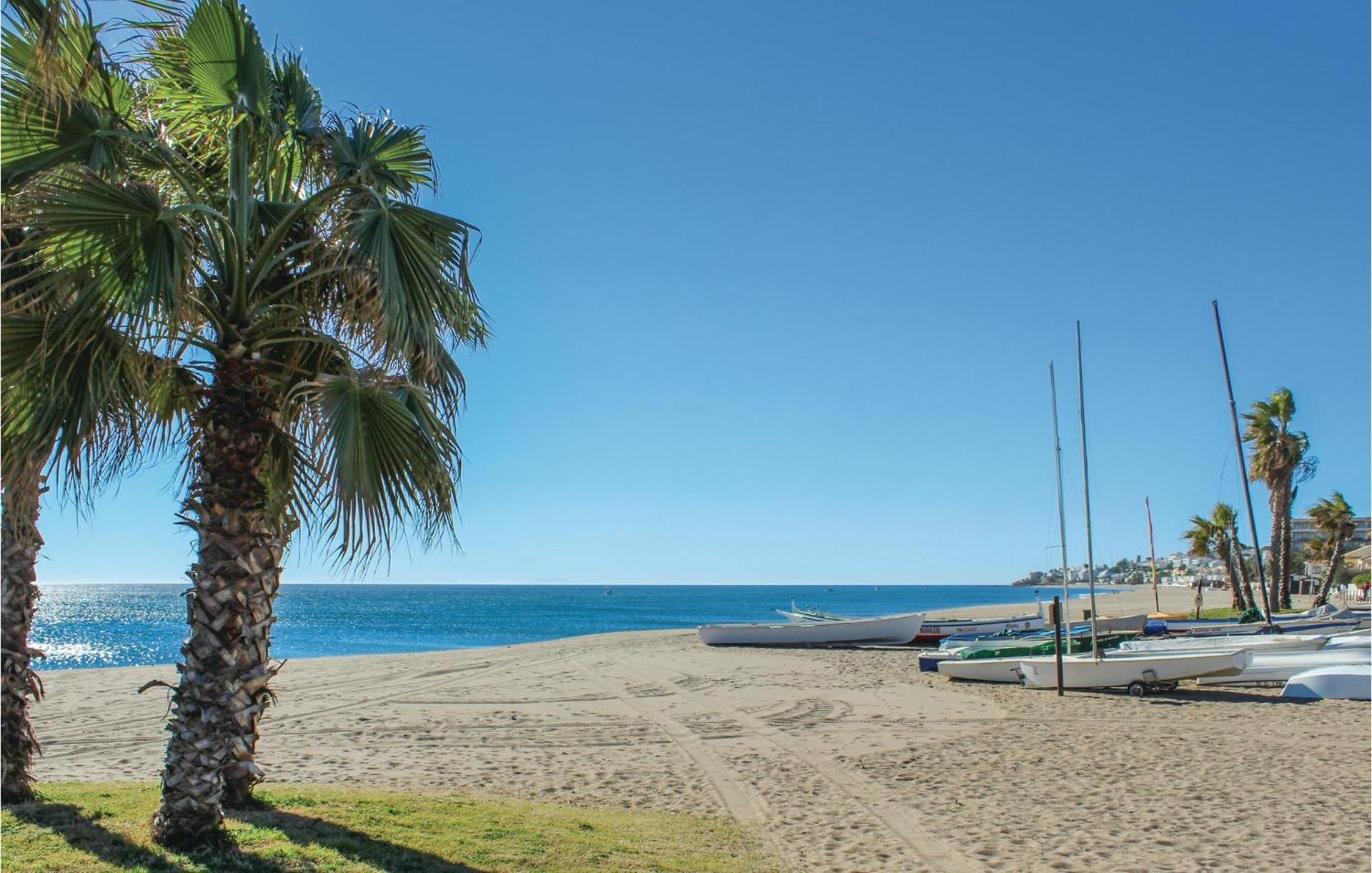 Gorgeous Apartment In Urb El Chaparral With Wifi La Cala De Mijas Eksteriør billede
